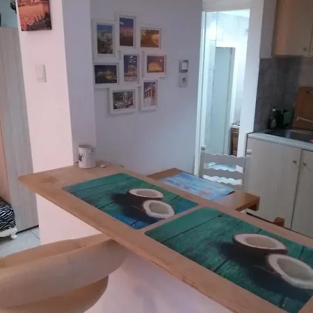 Nice In The Center Of Athens! Apartment